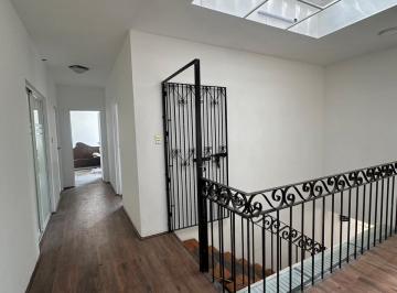 Casa uso de suelo de 6 habitaciones, Coyoacán · Casa Para Oficinas en Coyoacan