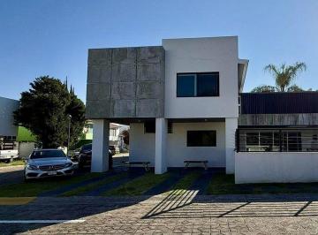 Casa en condominio · 300m² · 3 Recámaras · 5 Estacionamientos · Casa en Condominio en Fraccionamiento Jardín Real
