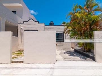 Casa · 138m² · 2 Recámaras · 1 Estacionamiento · Casa in Chan Chemuyil