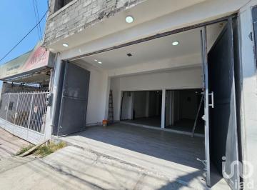Local comercial · 49m² · 1 Recámara · Local en Renta Queretaro Av Principal
