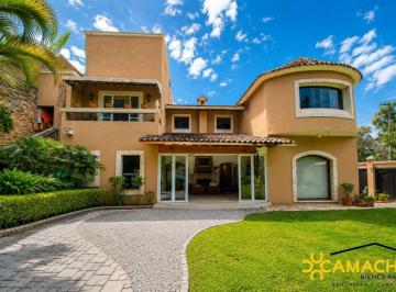 Casa de 3 habitaciones, Cuernavaca · Casa en Renta en La Colonia Bellavista, Cuernavaca