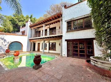 Casa de 4 habitaciones, Cuernavaca · Casa con Alberca y Jardín Propio en Col. Reforma (Zona Dorada de Cuernavaca)