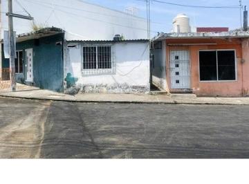 Casa , Boca del Río · Casa en Venta con Excelente Ubicación Estratégica