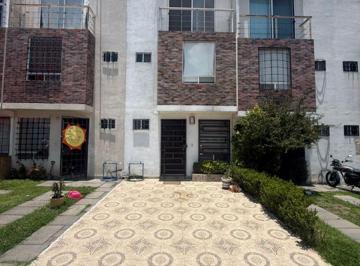 Casa de 3 habitaciones Venta MN 2,795,000 · Casa de 4 Rec Ampliada Remodelada "Villas de Loreto II " Tultepec Estado de México. Sin Enganche.