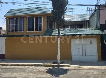 Casa · 269m² · 4 Recámaras · 10 Estacionamientos · Venta de Casa en Santa Martha Acatitla, Iztapalapa Cdmx