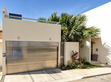 Casa de 3 habitaciones, Mérida · Yg - Casa con 421 m² de Superficie de Terreno y 3 Habitaciones en Venta en Fraccionamiento Montebell