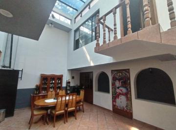 Casa de 4 habitaciones, Coyoacán · Casa en Venta en Colonia Educación, Coyoacán