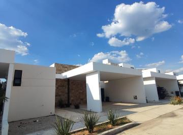 Casa de 3 habitaciones, Mérida · Casa en Venta en Privada Temozon Norte, Merida Yucatan