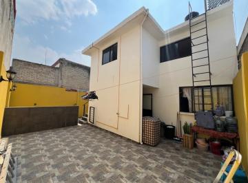 Casa · 260m² · 6 Recámaras · 3 Estacionamientos · Casa en Venta Azcapotzalco