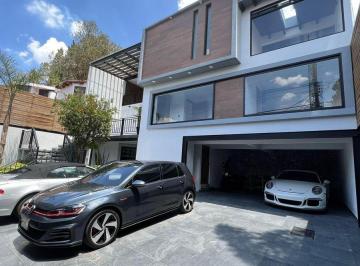 Casa · 550m² · 3 Recámaras · 5 Estacionamientos · Casa en Venta en Jardines del Pedregal, Cdmx.