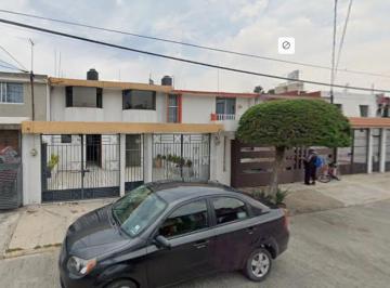 Casa de 4 habitaciones, Tlalnepantla de Baz · Venta de Casa en Habitacional Valle Verde Municipio Tlalnepantla Estado de Mexico Cp 54040