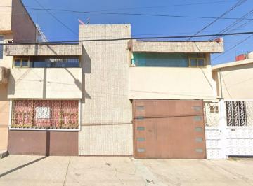 Casa de 4 habitaciones, Ecatepec de Morelos · Casas en Venta en Cofradia de San Miguel Ciudad de Mexico