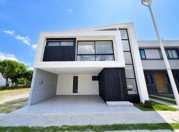 Casa · 284m² · 4 Recámaras · Casa - Cascatta