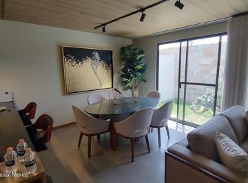 Casa · 115m² · 3 Recámaras · 2 Estacionamientos · Zakia Casa en Venta con Ubicación Privilegiado Rah3936