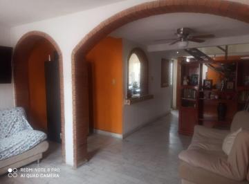 Casa · 3 Recámaras · 1 Estacionamiento · Casa en Venta en Colonia Cactus