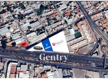 GENTRY REAL ESTATE · Terreno Venta y Renta Blvd. Bernardo Quintana Uso Comercial