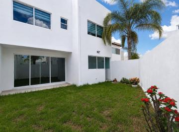 Casa · 278m² · 2 Estacionamientos · Casa Gran Boulevar Lomas 702, Lomas de Angelópolis, II, 72830 Pue.