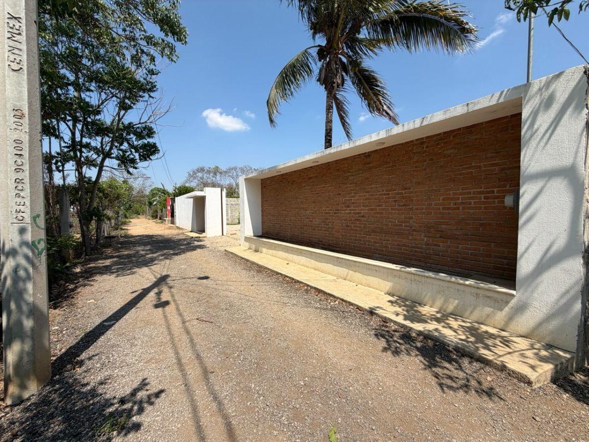 For Sale: Single-Level Residence with Spacious Land, Ocozocoautla, Chiapas