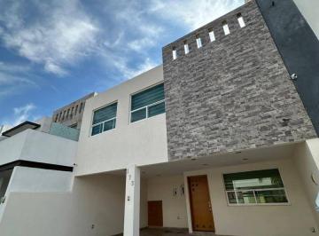 Casa de 3 habitaciones, León · Casa en Venta en Punta Arena en Punta del Este