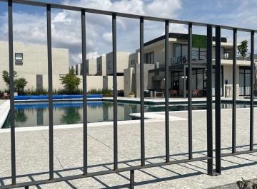 Casa de 3 habitaciones, El Marqués · Casa en Renta en Cto Zire 501 - a