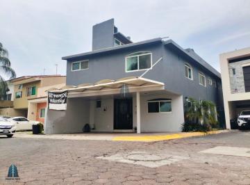 Casa en condominio de 5 habitaciones, Zapopan · Casa en Venta en Coto Palma Real I