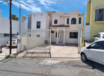 Casa de 3 habitaciones, Chihuahua · Venta de Casa Cumbres 1 Calle Privada