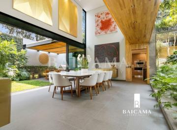 1107c2c47169d4a6c6821413d236d977e907519e0f896639bb5b7b8201b32125 · Casa en Venta en Privada en Lomas de Chapultepec
