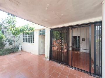Casa · 172m² · 3 Recámaras · 1 Estacionamiento · Casa en Venta 3 Recamaras, Centro Limite Garcia Gineres (Avc - 2741)