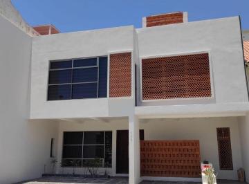 Casa de 5 habitaciones, Pachuca · Casa en Venta Pachuca. Rwsidencial en La Moraleja. 5 Habitaciones