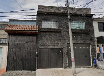 Casa de 3 habitaciones, Coyoacán · Casa en Venta, Col. Pedregal de Santa Úrsula, Coyoacán