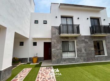 Casa · 108m² · 3 Recámaras · 2 Estacionamientos · Casa Nueva en Zona Sur León