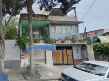 Casa de 4 habitaciones, Gustavo A. Madero · Casa en Venta en La Colonia Zona Escolar en La Alcaldía Gustavo A. Madero, Calle Adolfo Lopéz Mateos