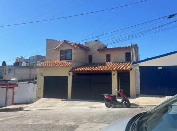 Casa de 3 habitaciones, Xalapa · Casa en Renta Cerca del Centro de Xalapa, Los Lagos y Zona Uv en Bella Vista