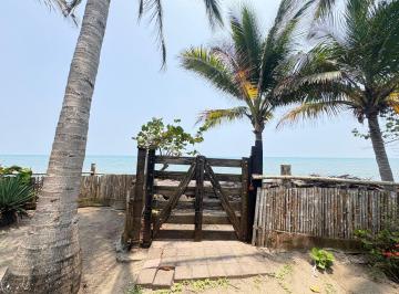 Casa de 2 habitaciones, Alvarado · Casa en La Playa con Gran Terreno y Potencial Turístico en El Zapote, Veracruz.