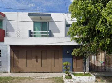 Casa de 3 habitaciones, Zapopan · Se Vende Excelente Casa en Buen Precio, Col Girasol Elite, Zapopan Jalisco
