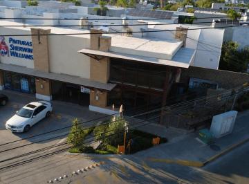 Local comercial , Corregidora · Local en Renta Sobre Constituyentes | Junto a Walmart El Pueblito | 60 m²