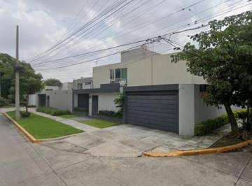 Casa en Venta de 3 habitaciones Chapalita Sur · Gran Oportunidad de Compra de Casa, Col. Chapalita Zapopan Jalisco