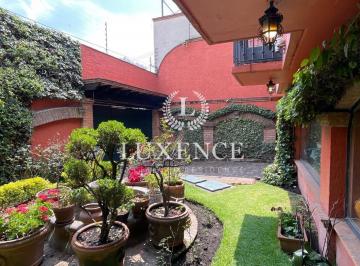 Casa · 255m² · 3 Recámaras · 2 Estacionamientos · Casa en Venta en Villa Coyoacán