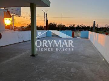 Casa · 331m² · 3 Recámaras · 2 Estacionamientos · (Dmcv2315) Casa en Venta, Colonia Las Américas, Cd. Madero, Tamaulipas. Info. 833: 287: 9480