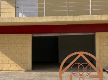 Bodega comercial · 201m² · 1 Estacionamiento · (Gfbr2538)bodega en Renta Col. Divisoria Altamira Informes 8