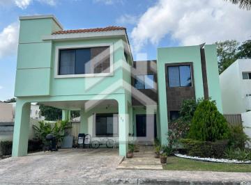 Casa · 263m² · 4 Recámaras · 2 Estacionamientos · Gtcv2601 Casa en Venta Loma Bonita Inf /