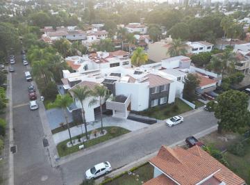 f072b4f378ac6b6a6a04a71871b650486ab60f709c9d25641c120c8d0dceac48 · Residencia de Lujo en Real San Bernardo | Más de 950 m² de Terreno | a Minutos D