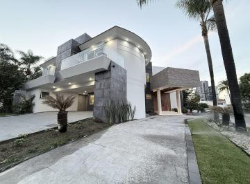 14b77e754f79aaa7660904d959a2523d5f76351e6147e4fbec97ecbef103f1d5 · Casa Impresionante en Real San Bernardo