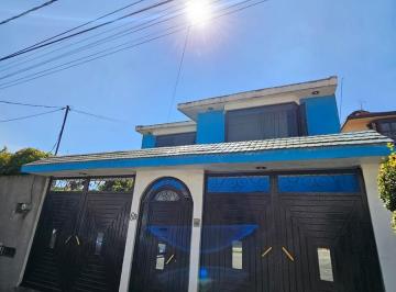 Casa · 169m² · 3 Recámaras · 1 Estacionamiento · Casa en Venta en Lomas Lindas, Atizapan