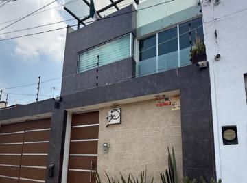 Casa de 3 habitaciones, Coyoacán · Casa en Coyoacán, Colonia Presidentes Ejidales 1ra Secc, Calle Graciano Sanchez 75, Ciudad de México