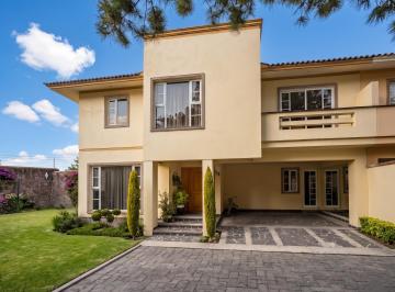 Casa en condominio de 3 habitaciones, Metepec · Casa en Venta en El Pedregal, Metepec – Amplio Jardín, 3 Recámaras con Baño Propio