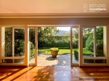 Casa · 1105m² · 3 Recámaras · 4 Estacionamientos · Lomas Hipódromo. Casa en Renta