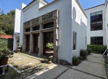 Casa · 337m² · 4 Recámaras · 4 Estacionamientos · Casa en Venta en Lomas de Chapultepec