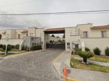 Casa de 3 habitaciones, Metepec · Casa en Venta en La Alcaldía Metepec en La Colonia San Lorenzo Coacalco, C. P. 52140, Edo. de México