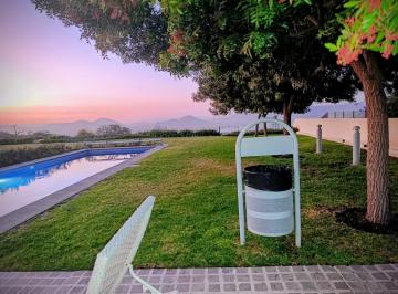 Terreno / Lote · 526m² · Terreno en Esquina en Garambullo, Zibatá, Qro Casa Club con Vista Al Golf